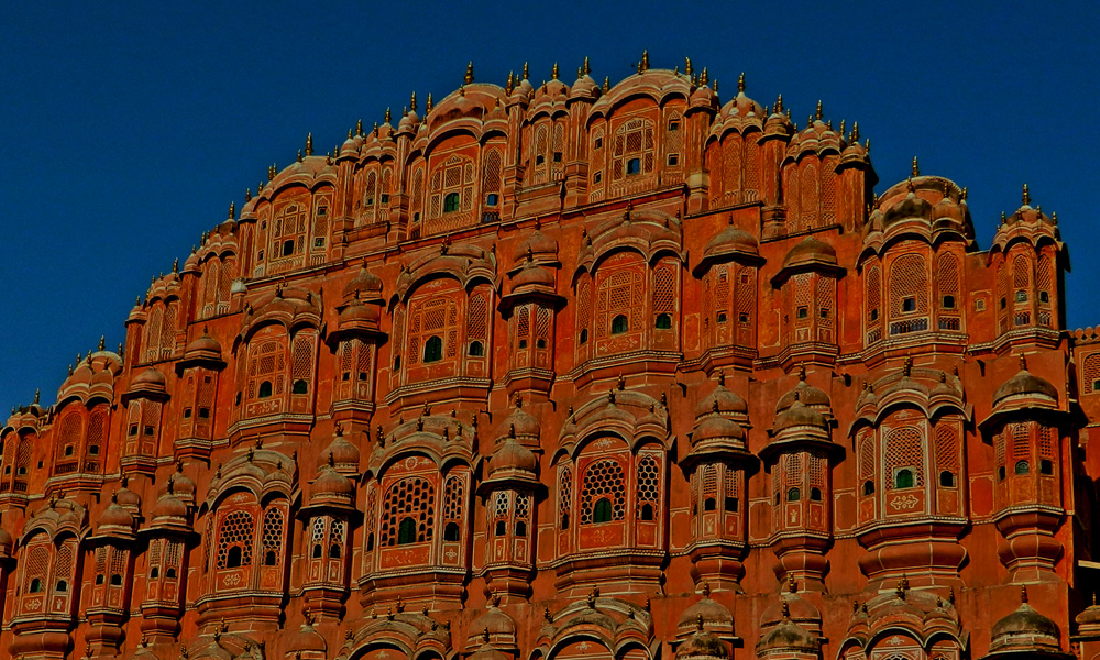 This image has an empty alt attribute; its file name is Jaipur.jpg